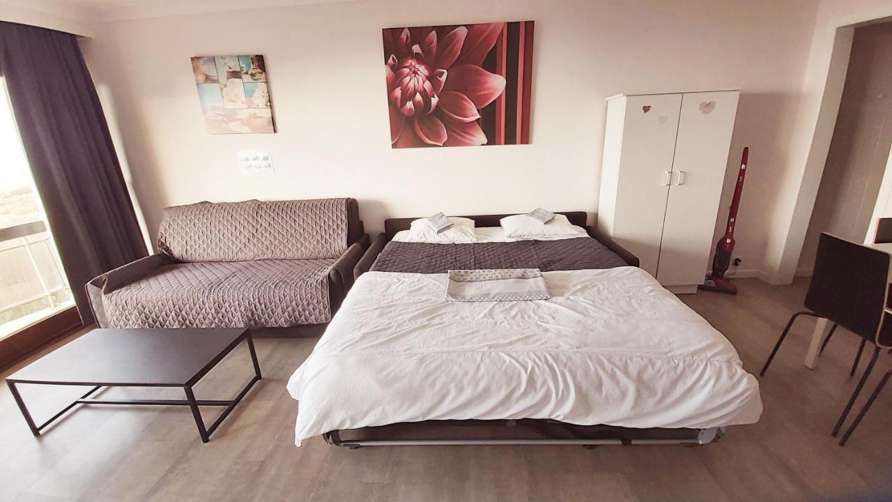 Studio Met Zeezicht Blankenberge Bagian luar foto